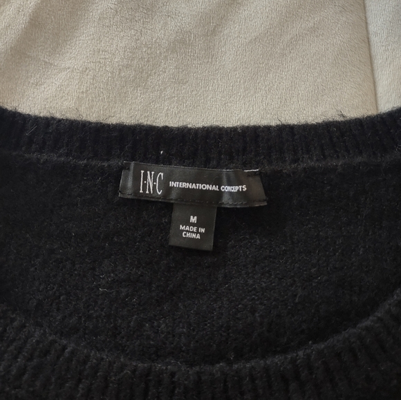 I.N.C Black Ruffle Sleeve Sweater Sz Medium - Picture 6 of 8